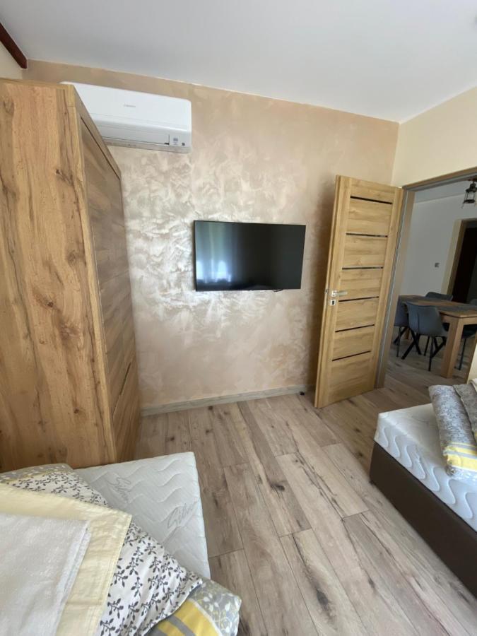 Hotel Osrodek Wypoczynkowy Wratislavia à Radzyń Extérieur photo